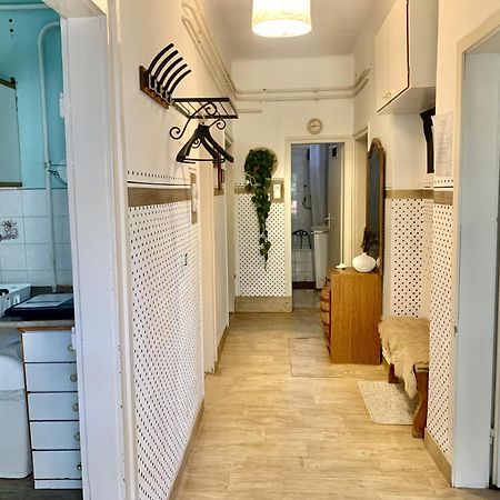 Grany'S Retro Guesthouse Near Budapest Airport Vecsés Dış mekan fotoğraf