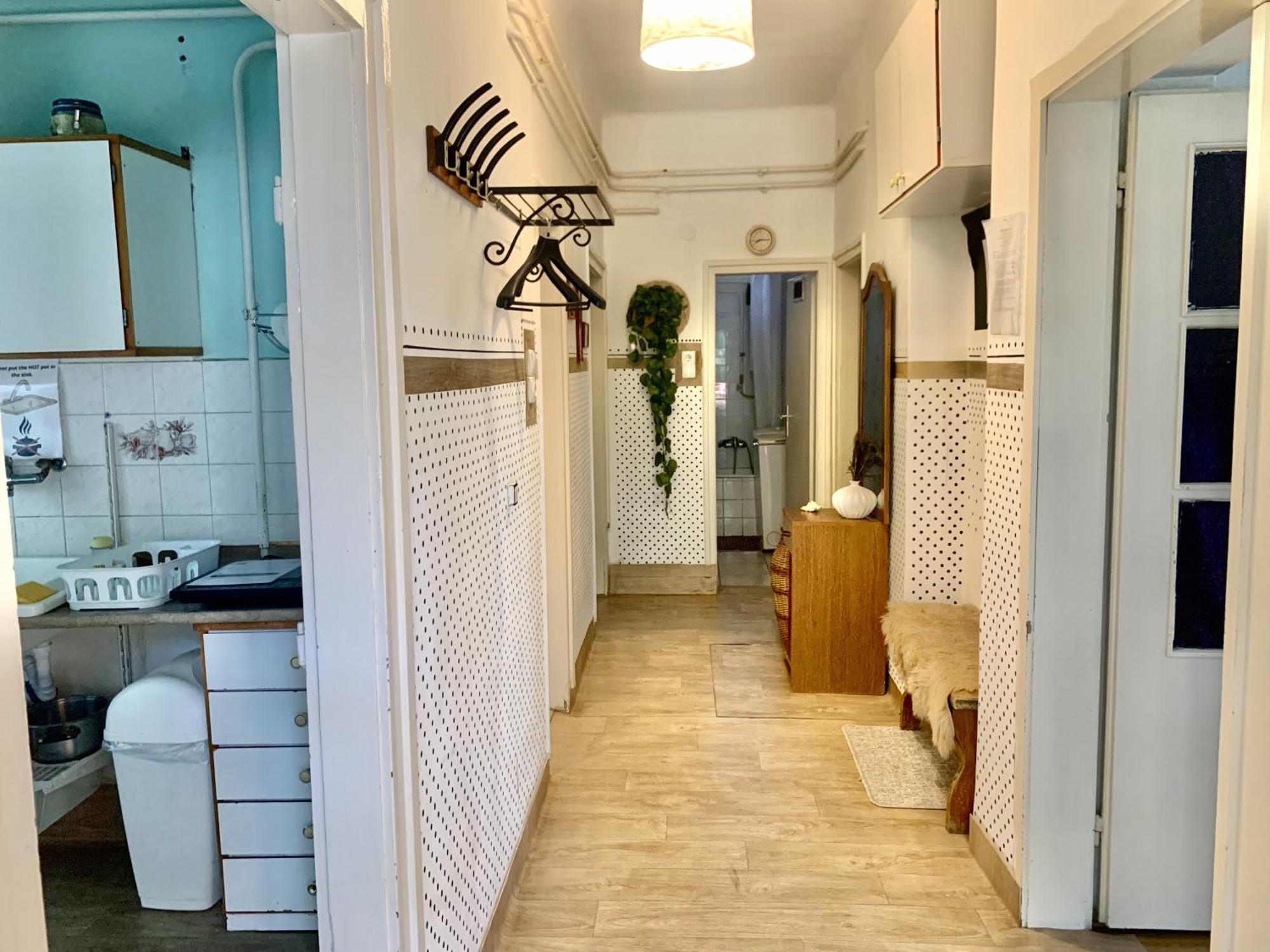 Grany'S Retro Guesthouse Near Budapest Airport Vecsés Dış mekan fotoğraf